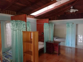 Гостиница Corcovado Wild Hostel  Пуэрто Хименес